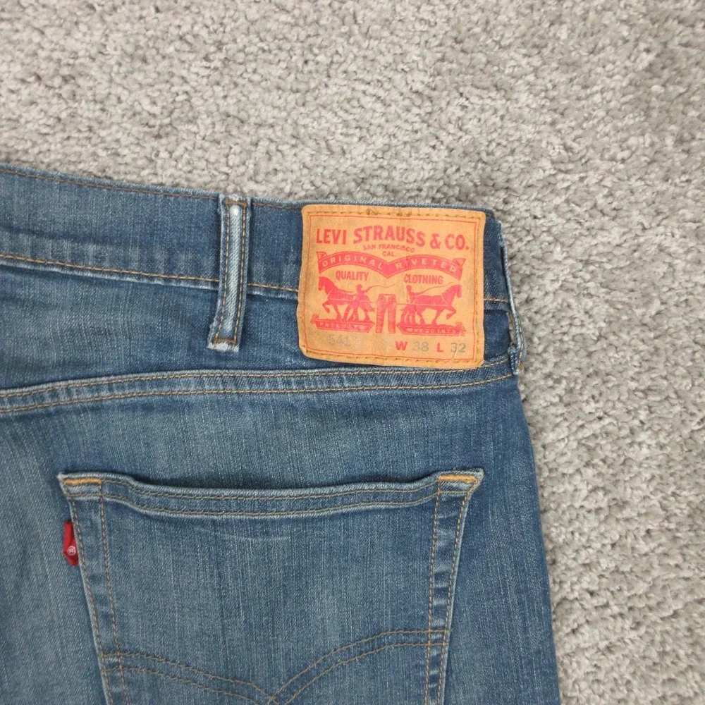 Levis Jeans Mens 38x32 Blue 541 Athletic Tapered Faded Zip Whisker Denim‎ Pants